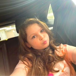 Meet your Posher, Lily